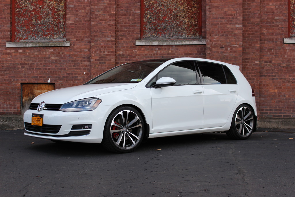 2014 Volkswagen GTI photo