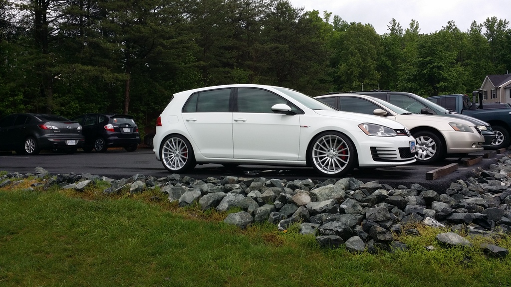 2014 Volkswagen GTI photo