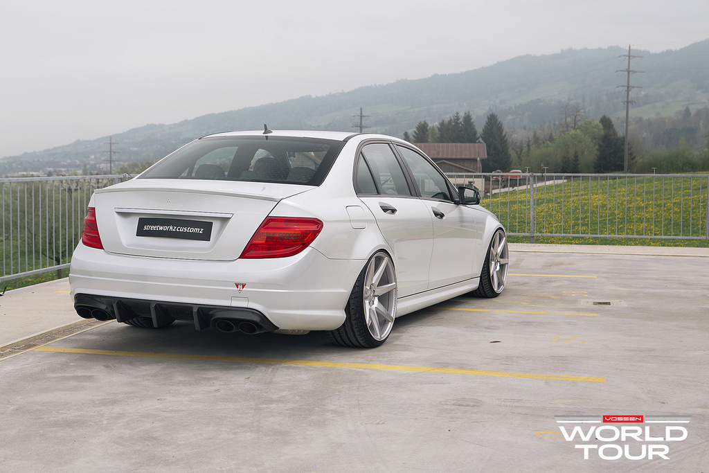 2010 Mercedes-Benz C-Class photo