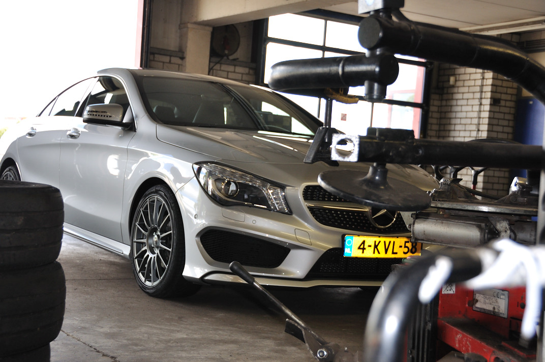 2014 Mercedes-Benz CLA-Class photo