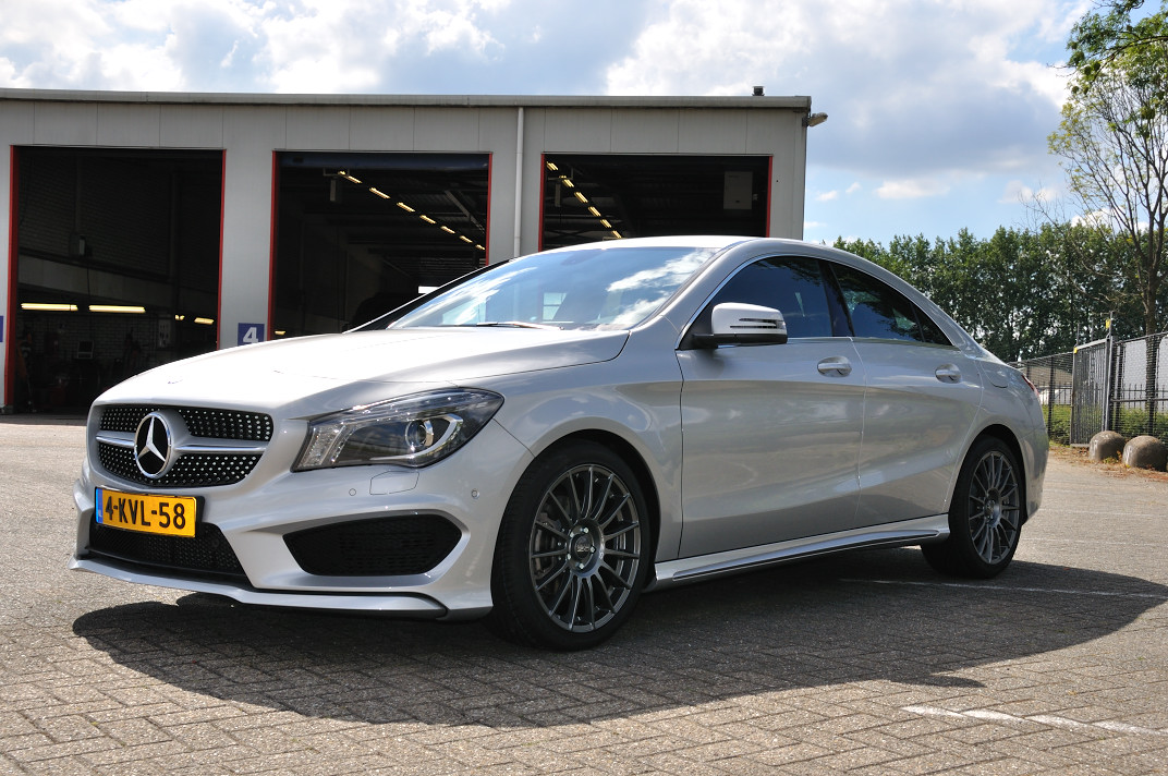 2014 Mercedes-Benz CLA-Class photo