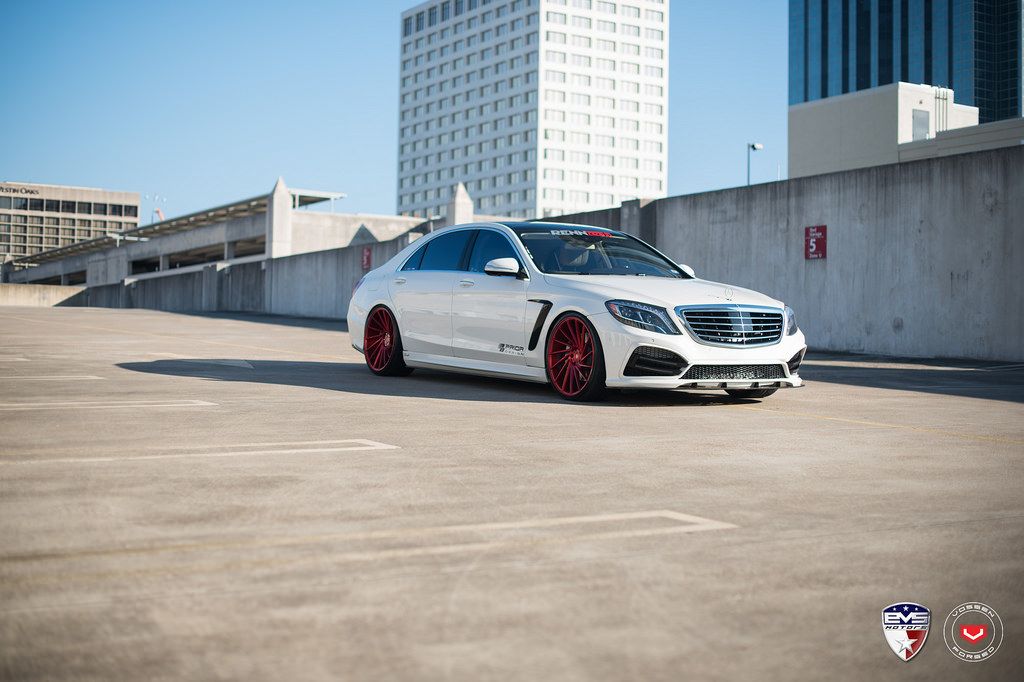 2016 Mercedes-Benz S-Class photo