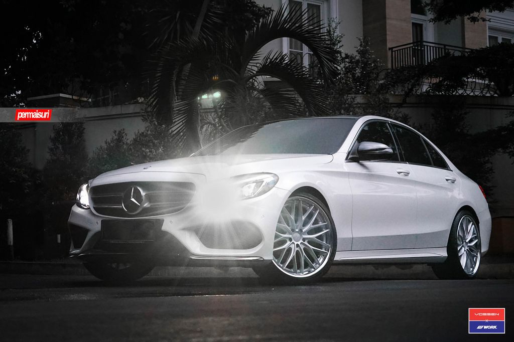 2016 Mercedes-Benz C-Class photo