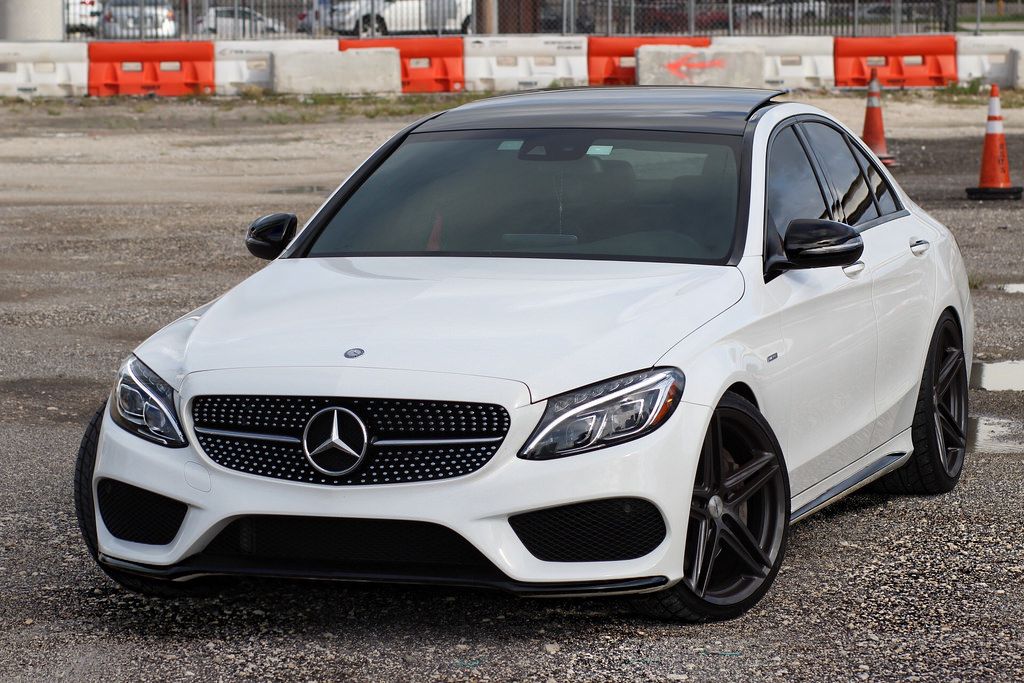 2015 Mercedes-Benz C-Class photo