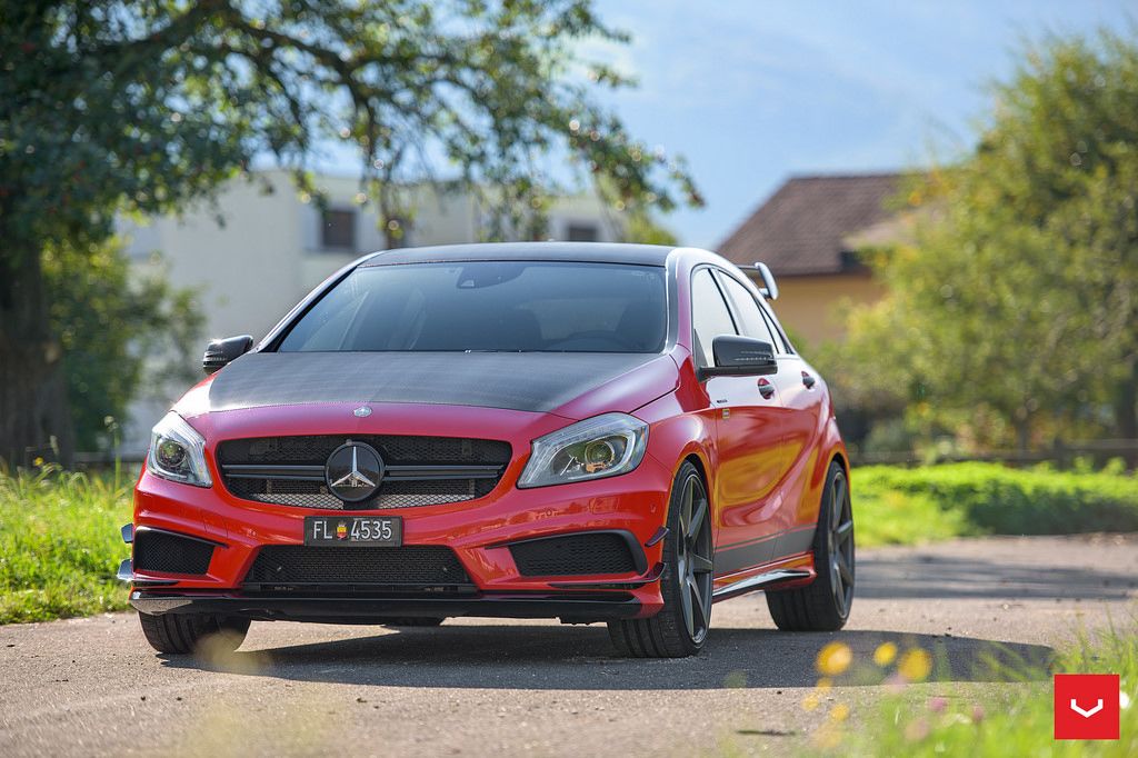 2015 Mercedes-Benz CLA-Class photo