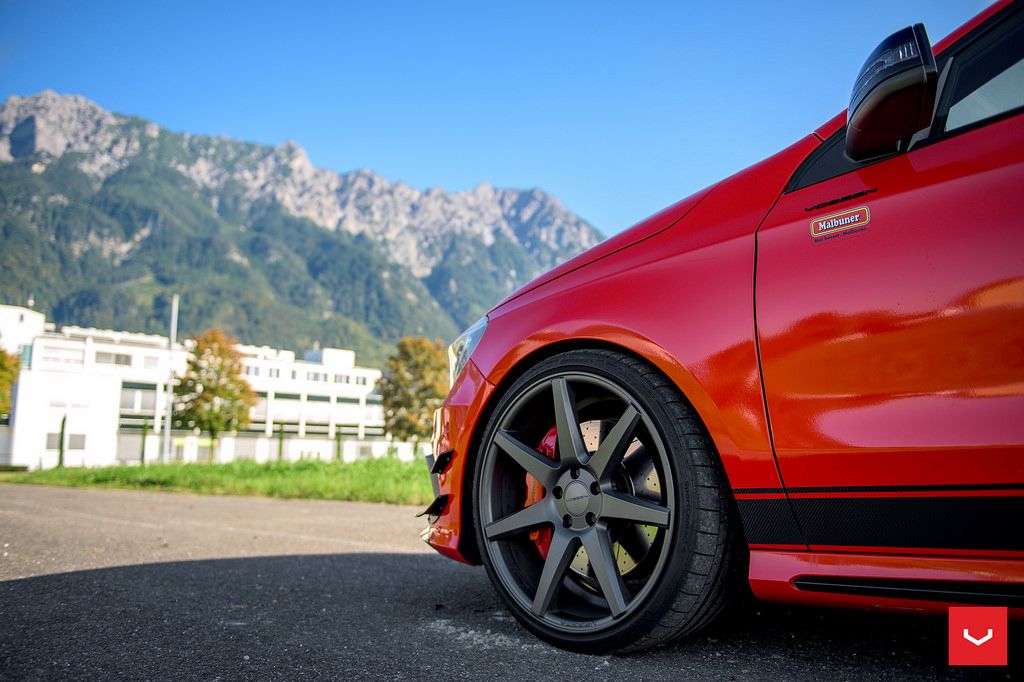 2015 Mercedes-Benz CLA-Class photo