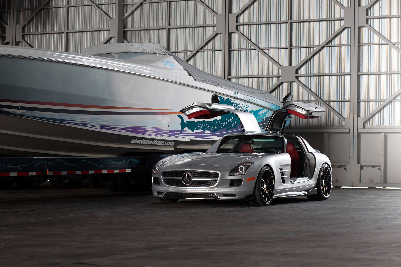 2015 Mercedes-Benz SLS AMG photo