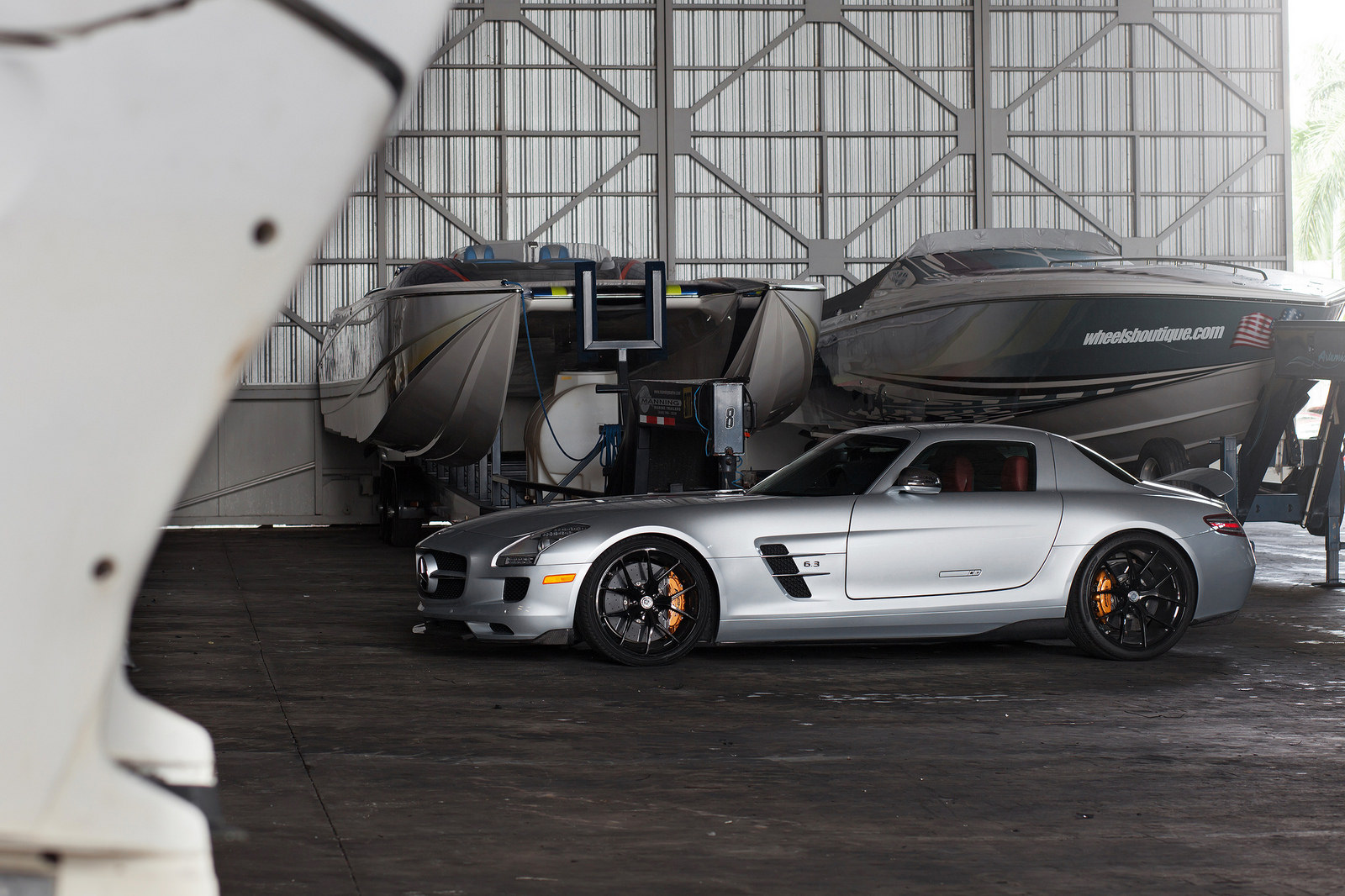 2015 Mercedes-Benz SLS AMG photo