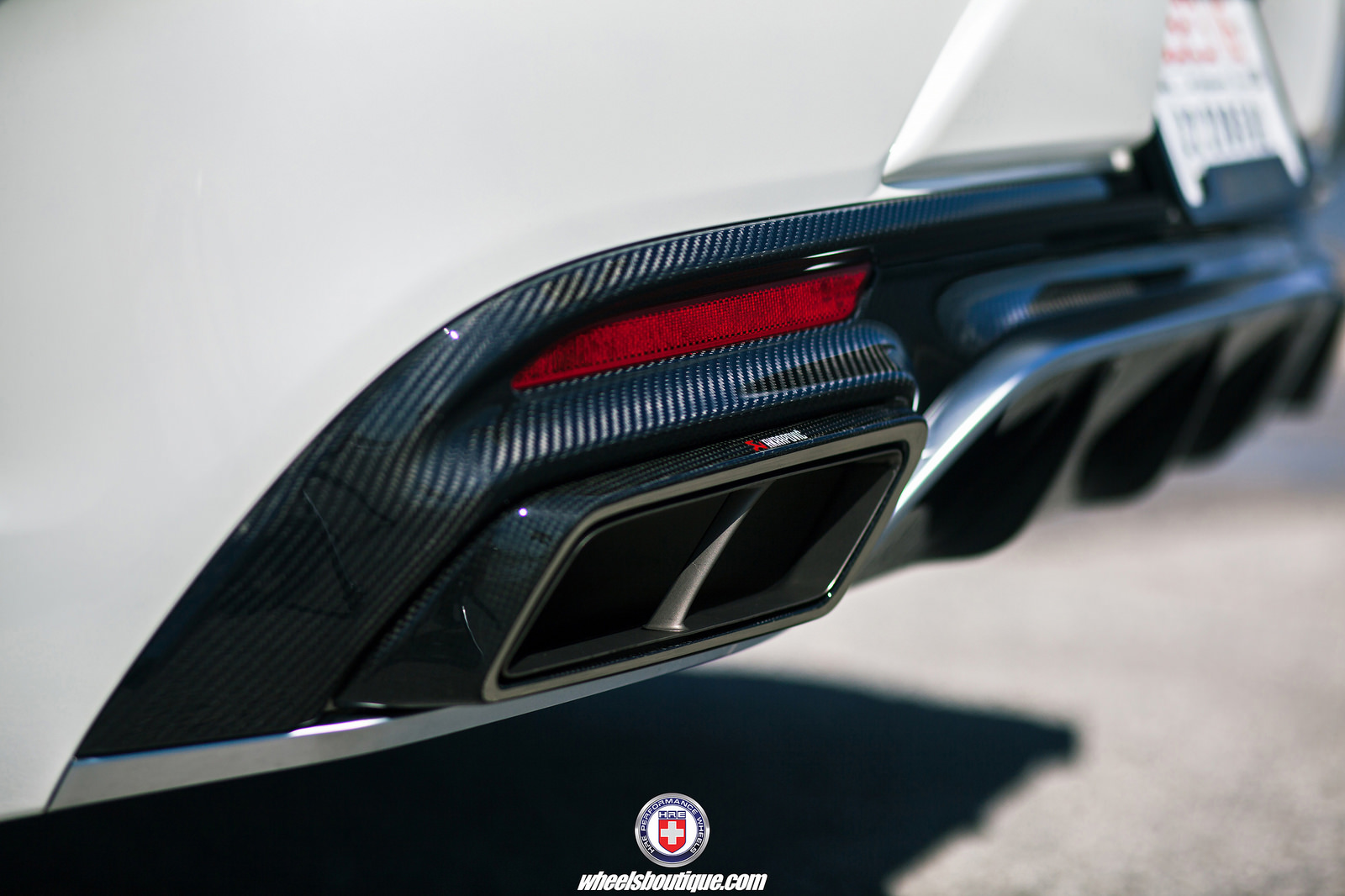 2017 Mercedes-Benz AMG S63 photo
