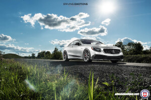 2016 Mercedes-Benz AMG S