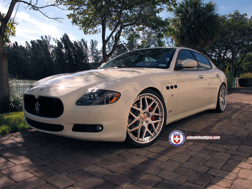 2012 Maserati Quattroporte photo