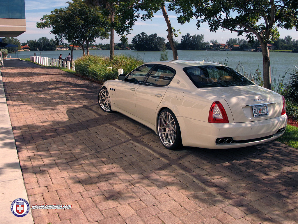 2012 Maserati Quattroporte photo
