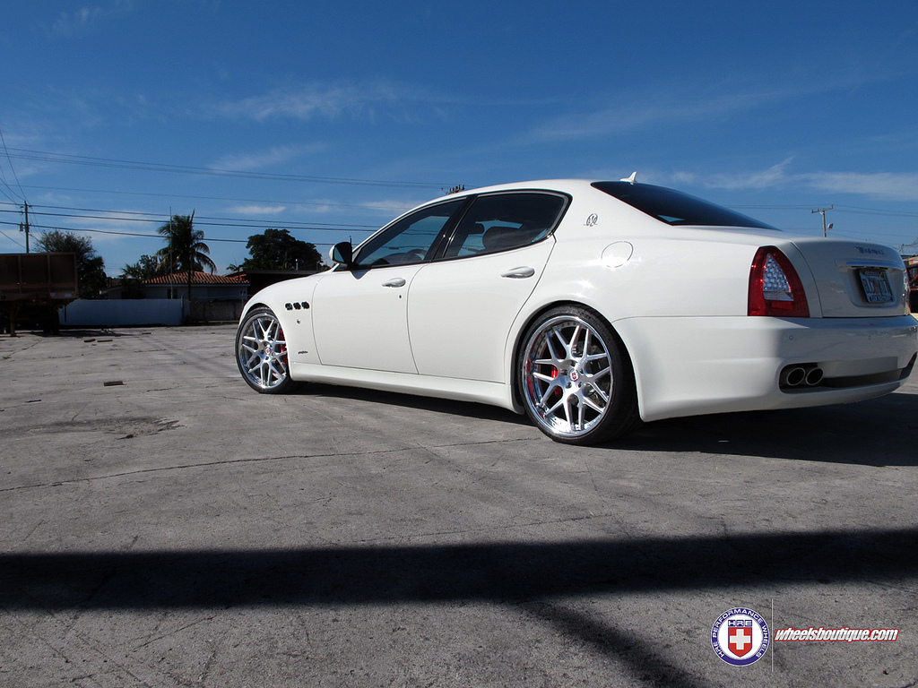 2012 Maserati Quattroporte photo