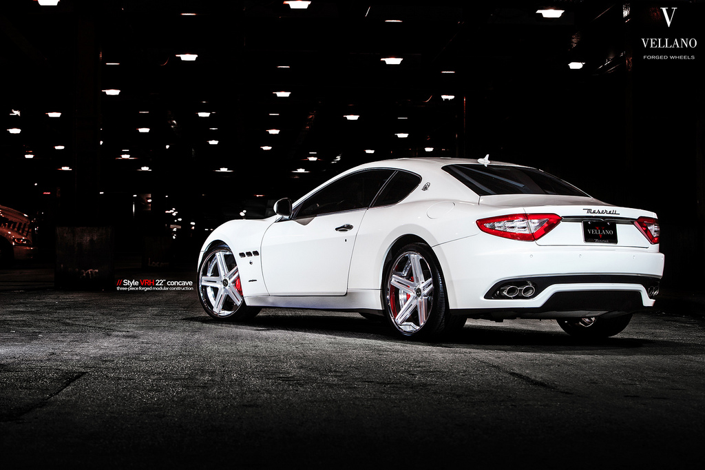 2012 Maserati GranTurismo photo