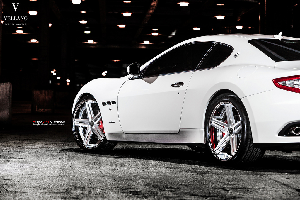 2012 Maserati GranTurismo photo