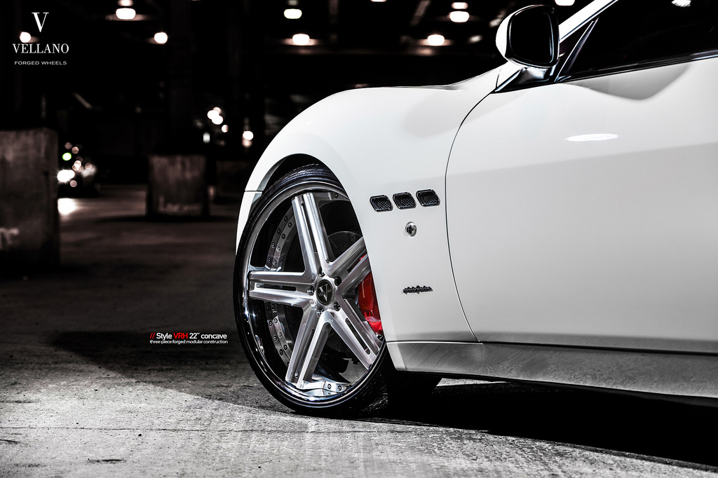 2012 Maserati GranTurismo photo