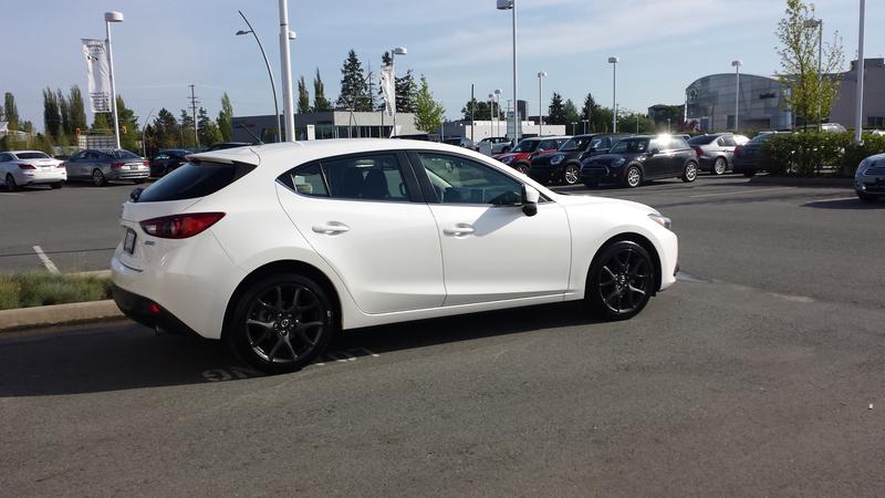 2014 Mazda Mazda3 photo