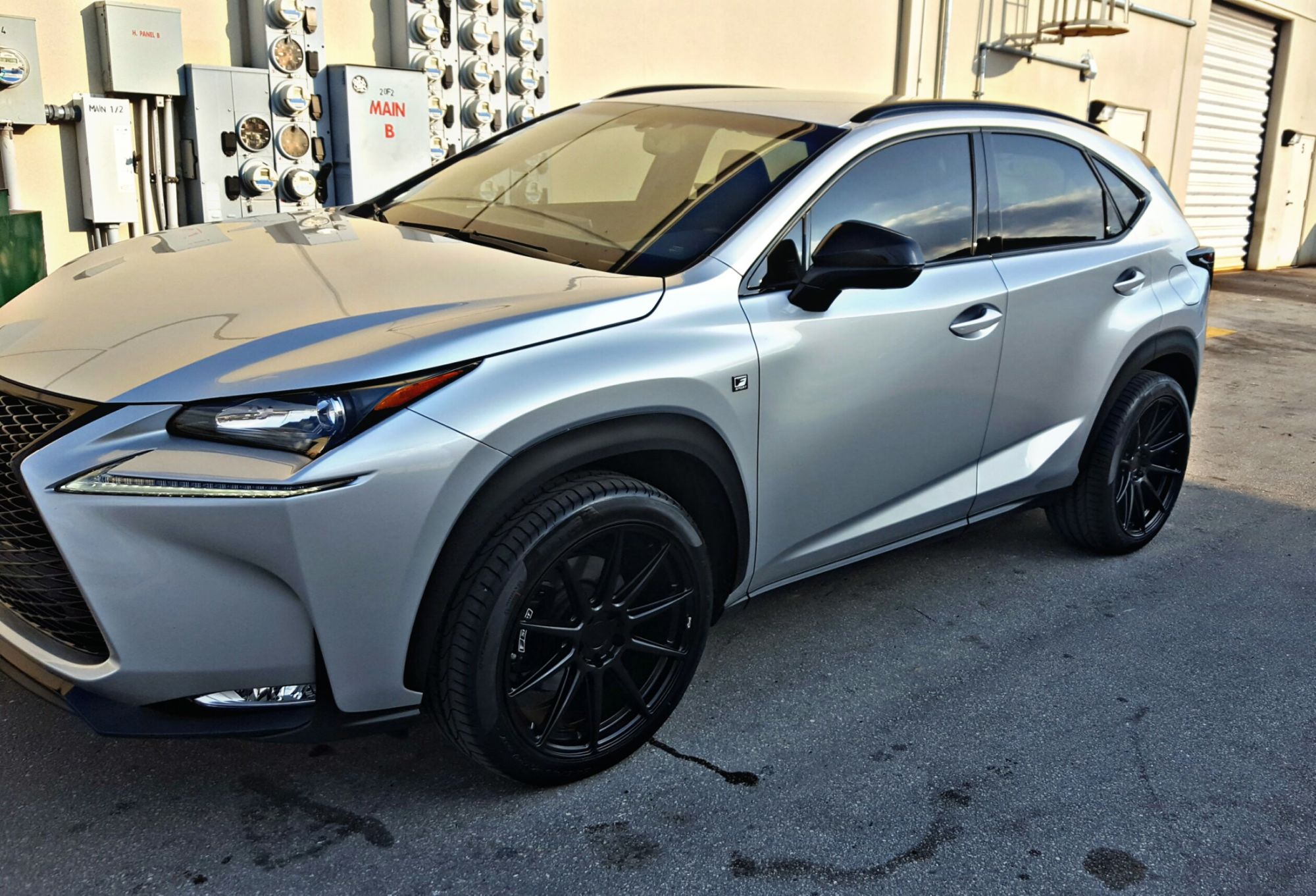 2016 Lexus NX 300h photo