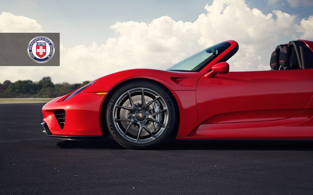 2015 Porsche 918 Spyder photo