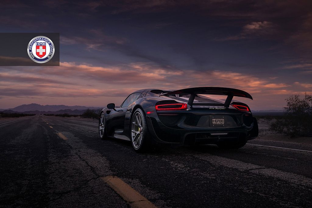 2015 Porsche 918 Spyder photo