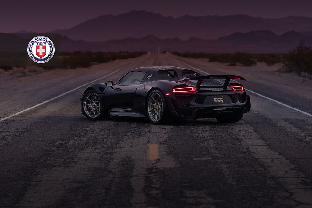2015 Porsche 918 Spyder photo