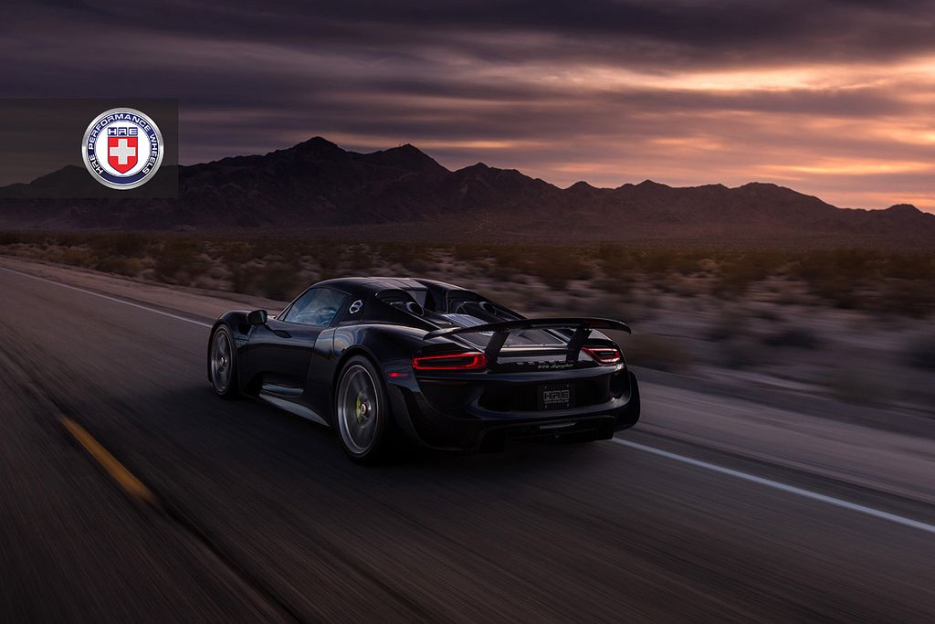 2015 Porsche 918 Spyder photo