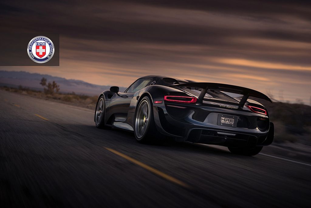 2015 Porsche 918 Spyder photo