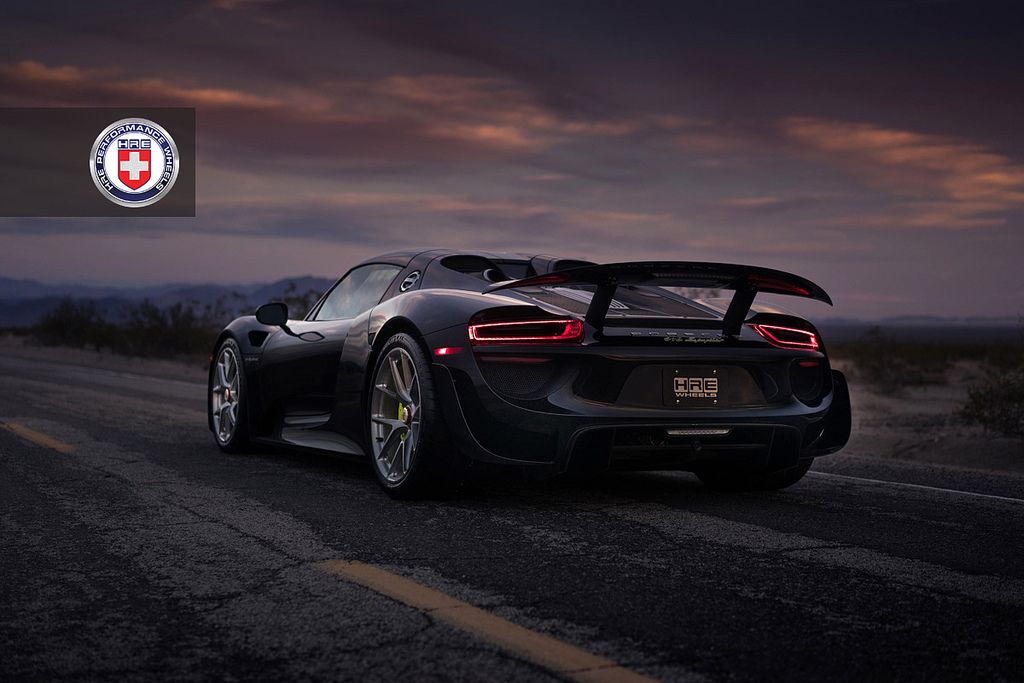 2015 Porsche 918 Spyder photo