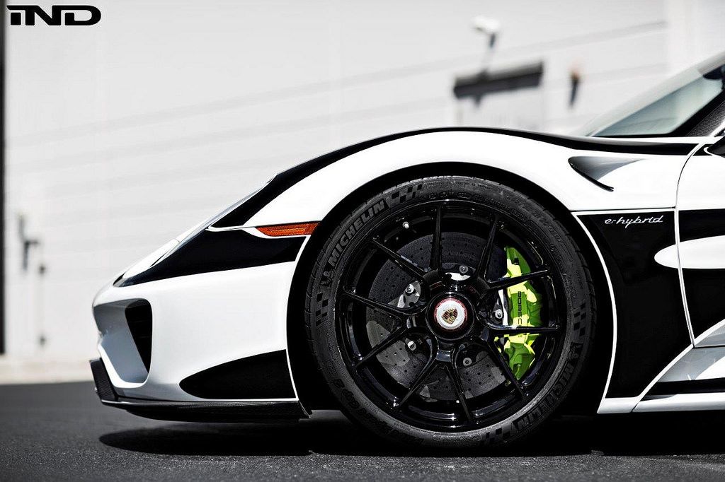 2015 Porsche 918 Spyder photo