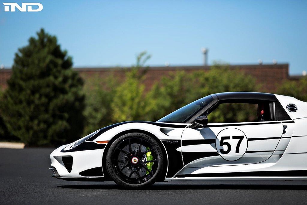 2015 Porsche 918 Spyder photo