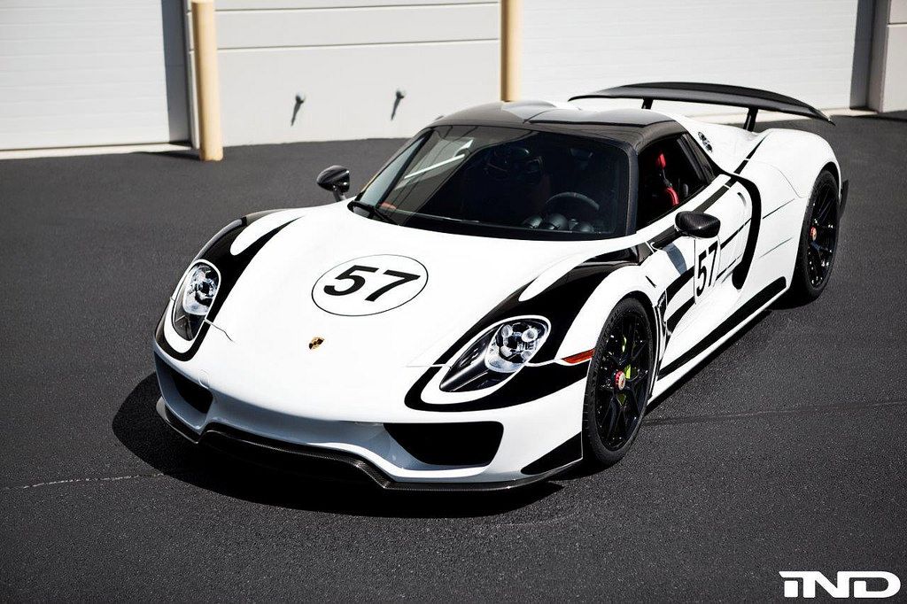 2015 Porsche 918 Spyder photo