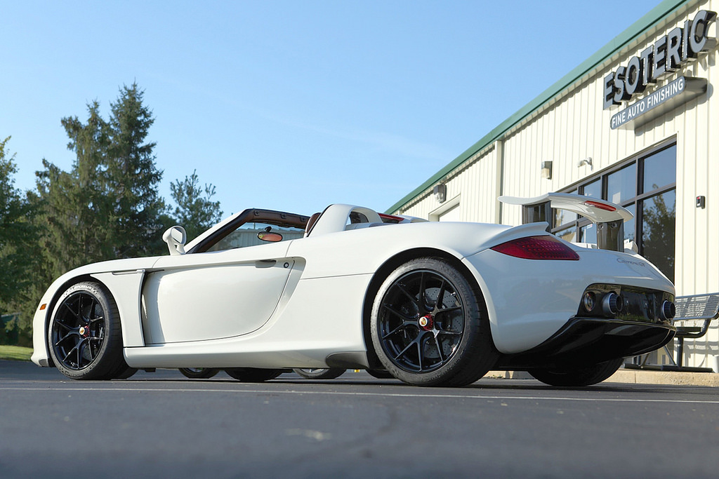 2005 Porsche  Carrera GT photo