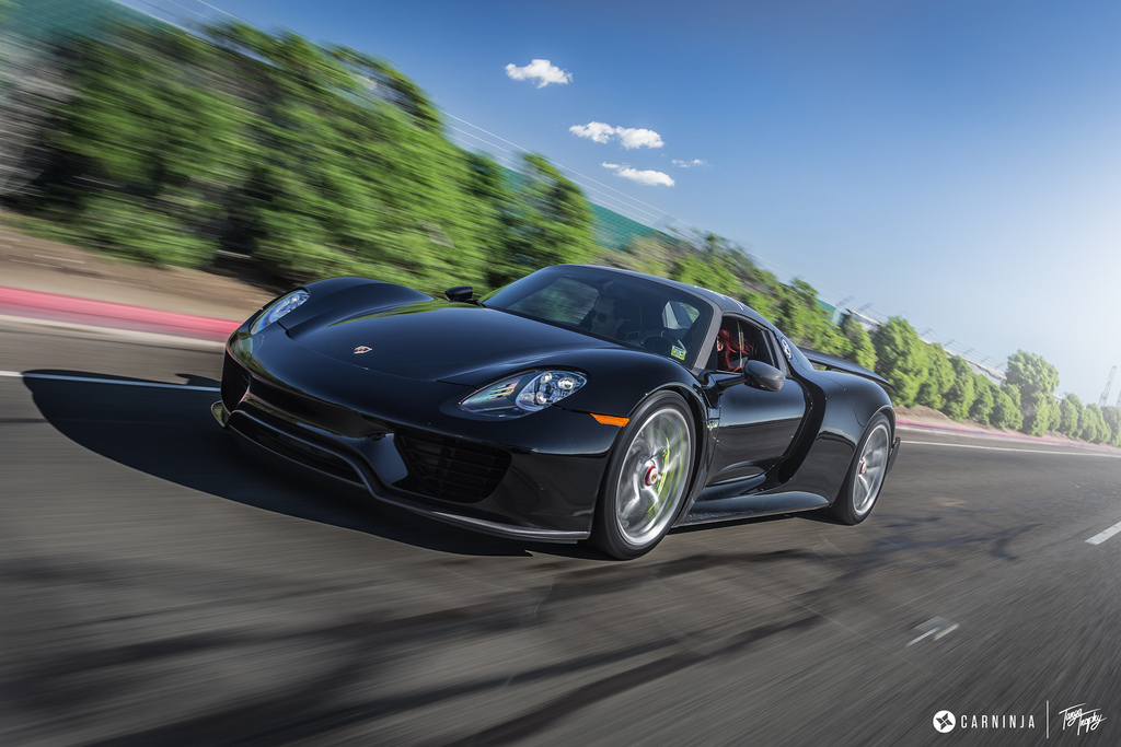 2015 Porsche 918 Spyder photo