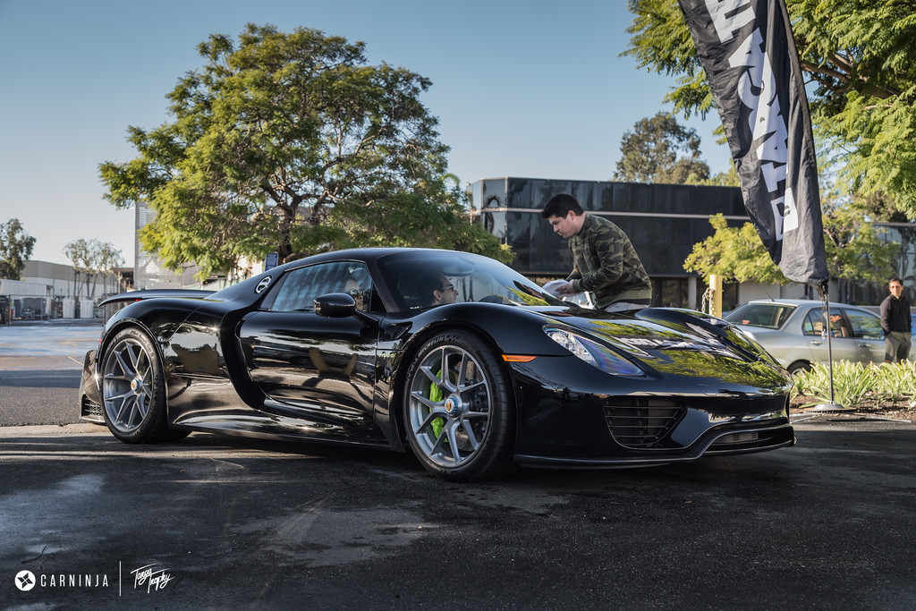 2015 Porsche 918 Spyder photo