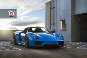 2015 Porsche 918 Spyder