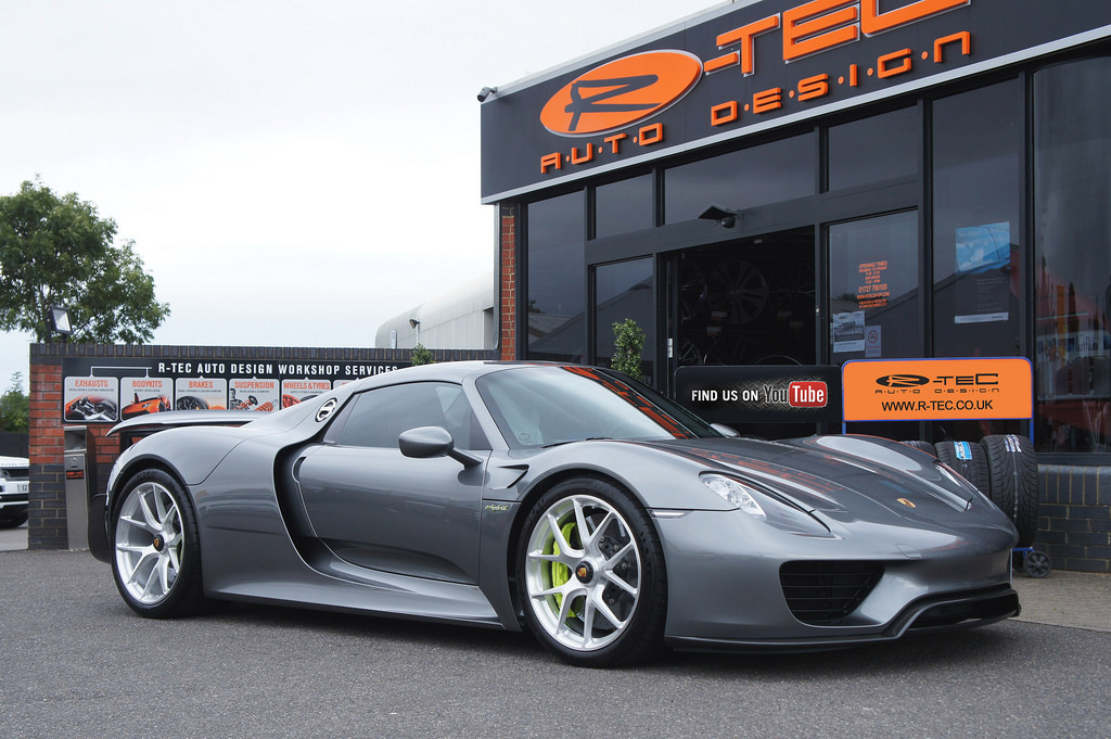 2015 Porsche 918 Spyder photo