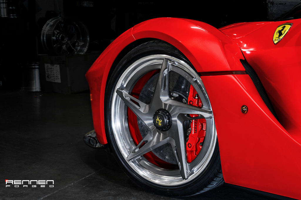 2015 Ferrari LaFerrari photo