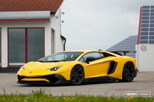 2014 Lamborghini Aventador