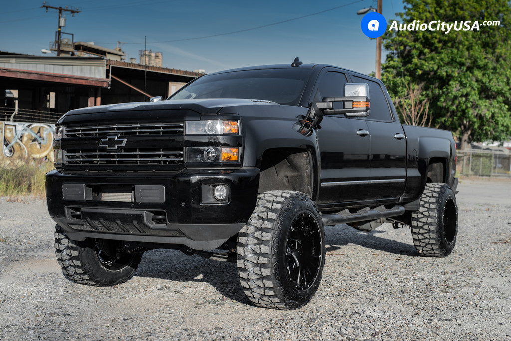 2016 Chevrolet Silverado 2500HD photo