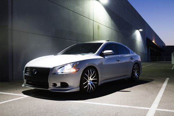 2009 Nissan Maxima photo