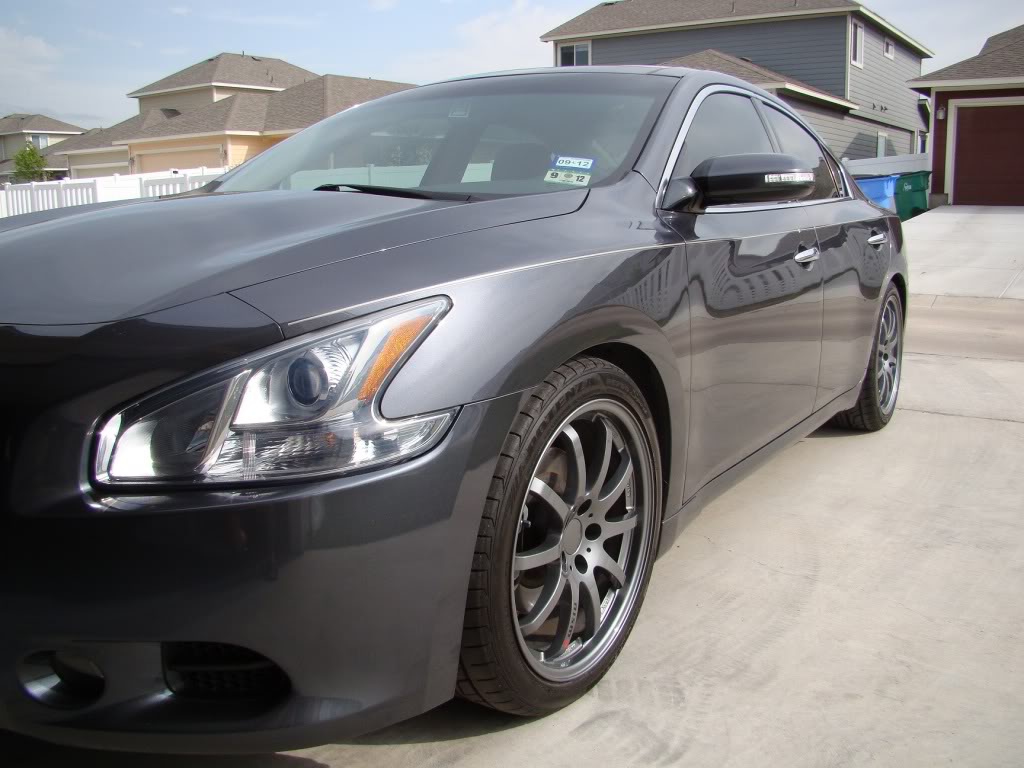 2010 Nissan Maxima photo
