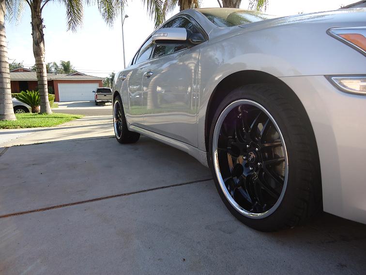 2012 Nissan Maxima photo