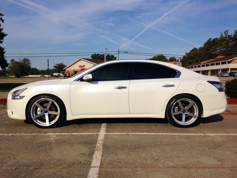2014 Nissan Maxima photo
