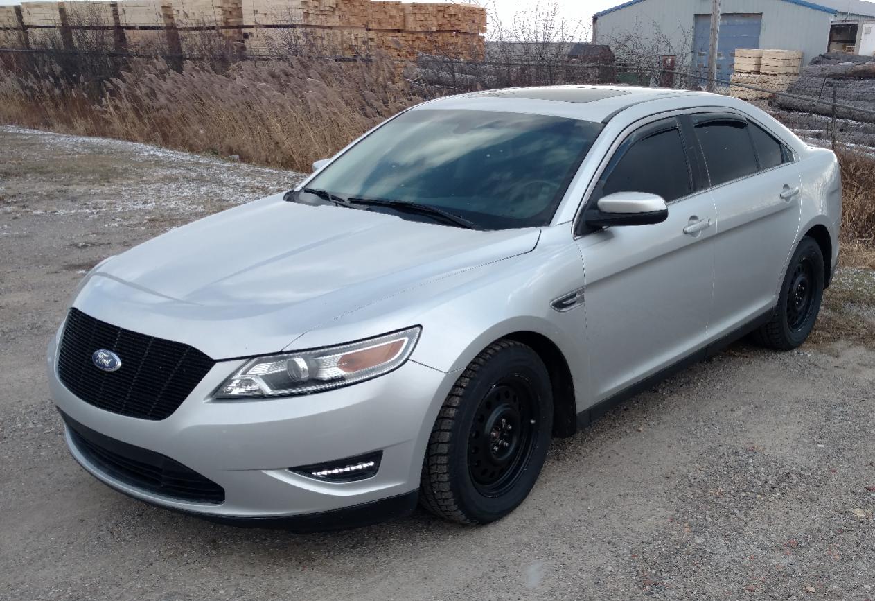 2016 Ford Taurus photo
