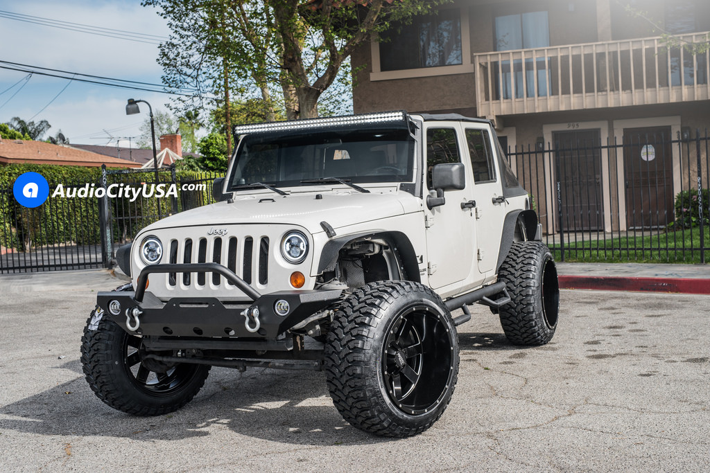 2016 Jeep Wrangler photo