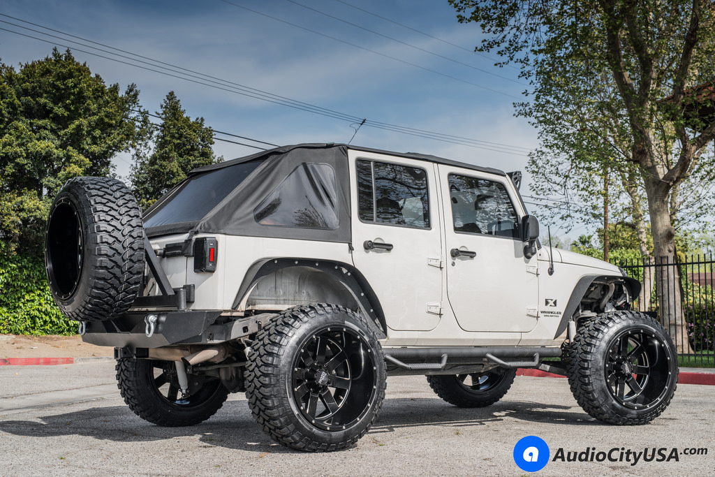 2016 Jeep Wrangler photo