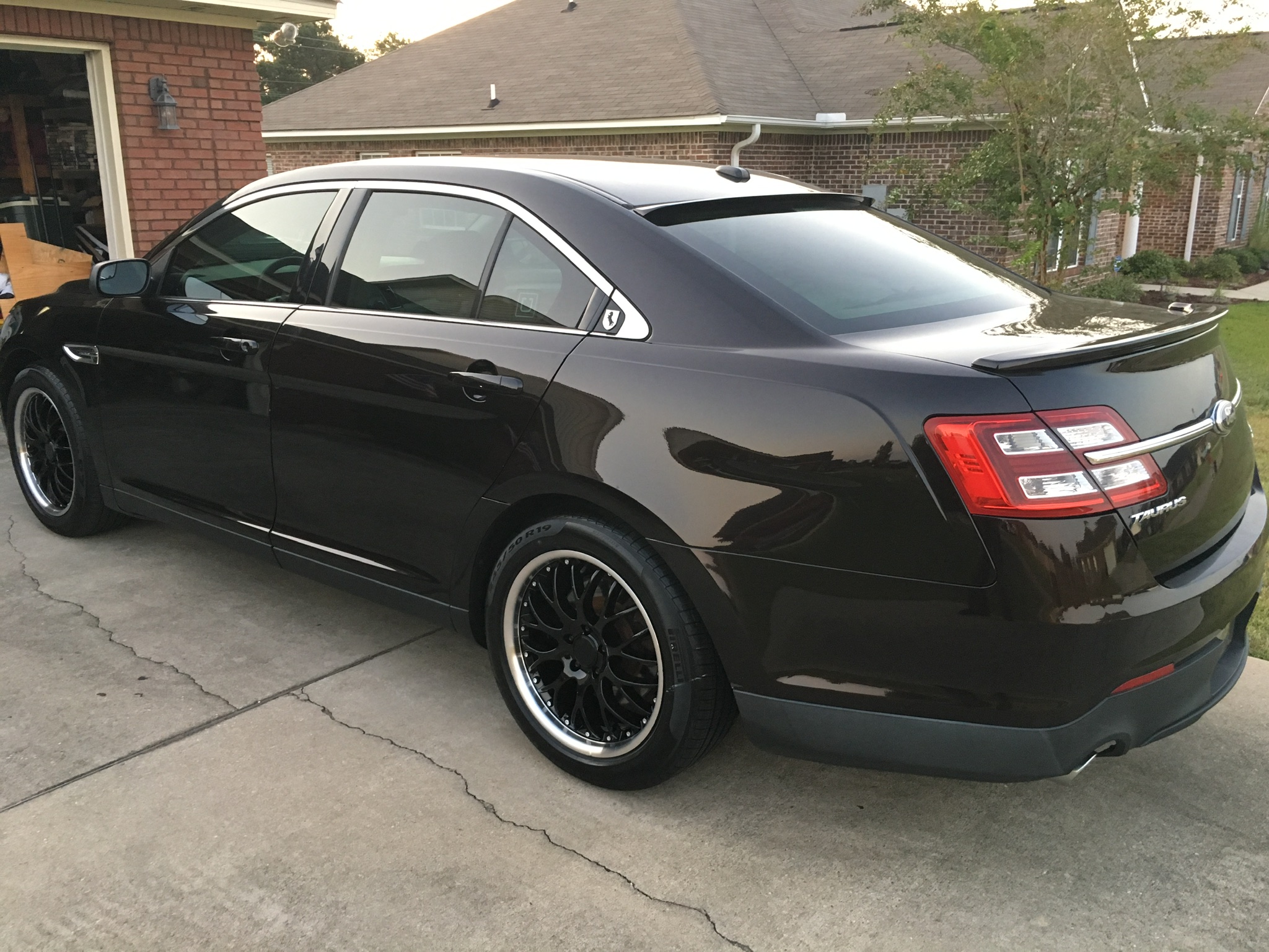2013 Ford Taurus photo