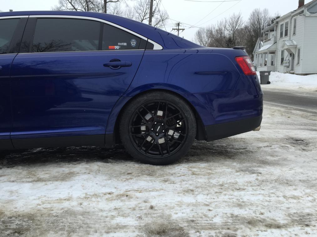 2013 Ford Taurus photo