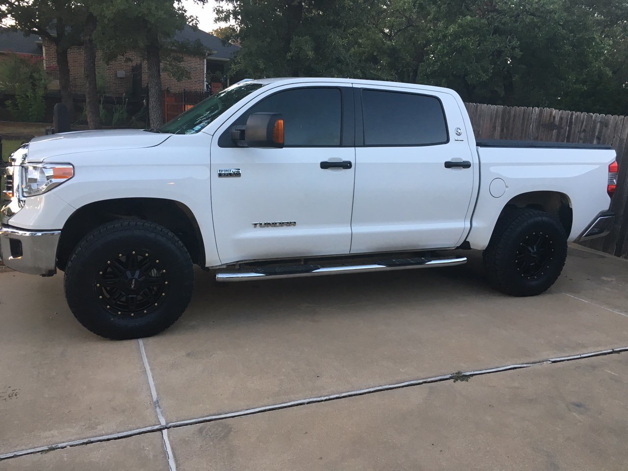 2016 Toyota Tundra photo
