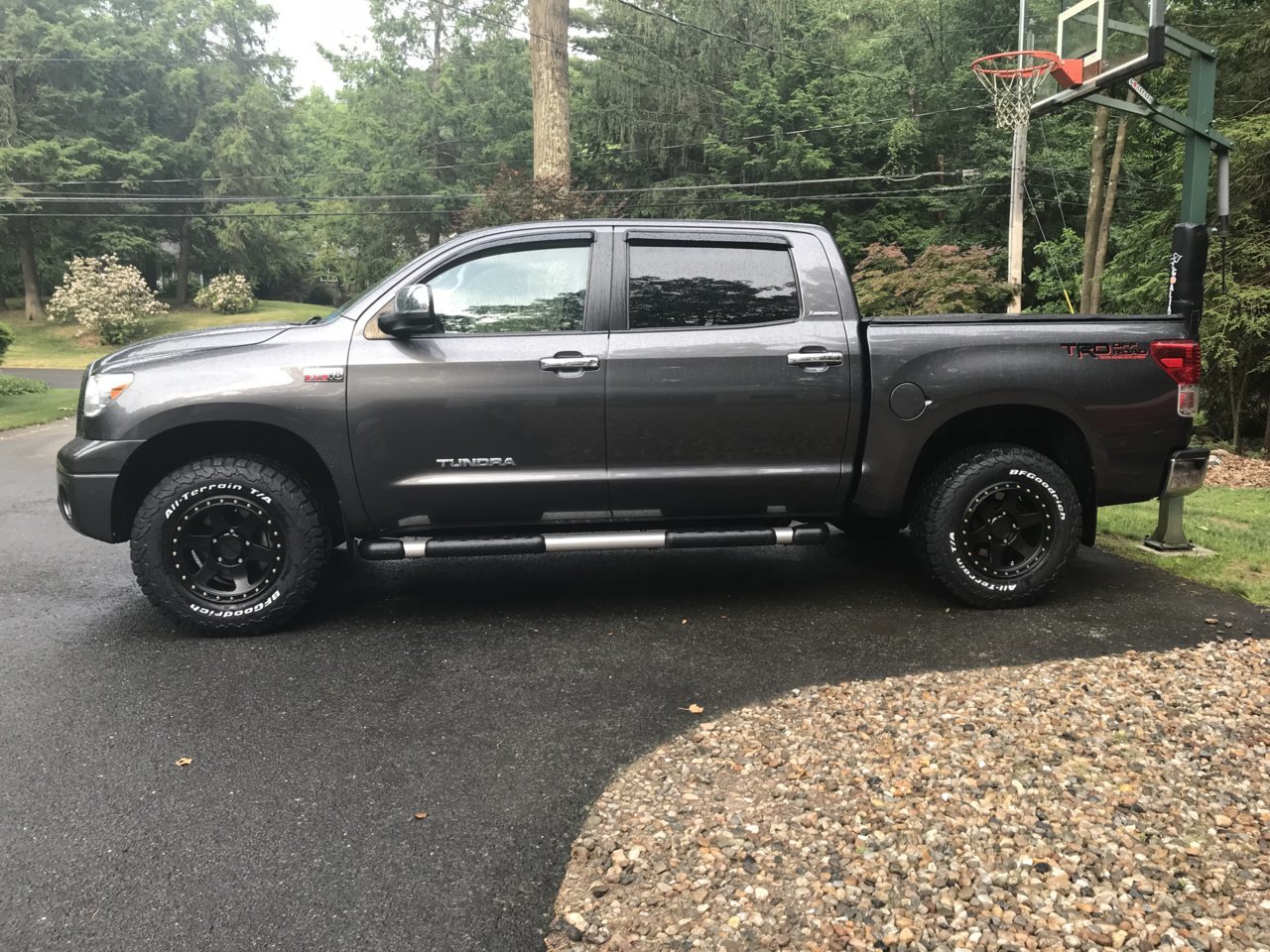 2017 Toyota Tundra photo